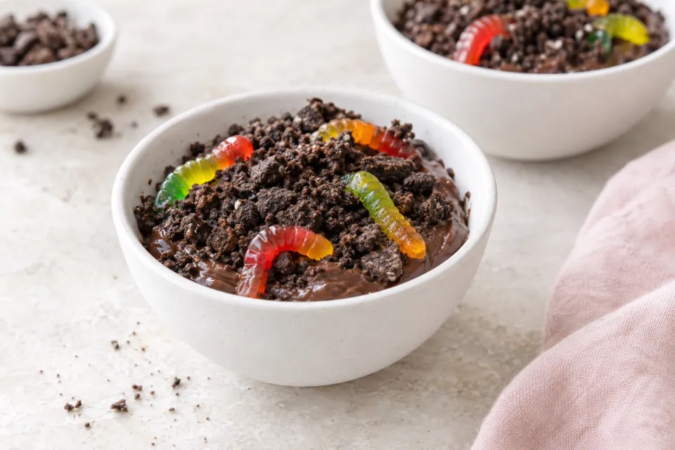 Chocolate Dirt Pudding Pots