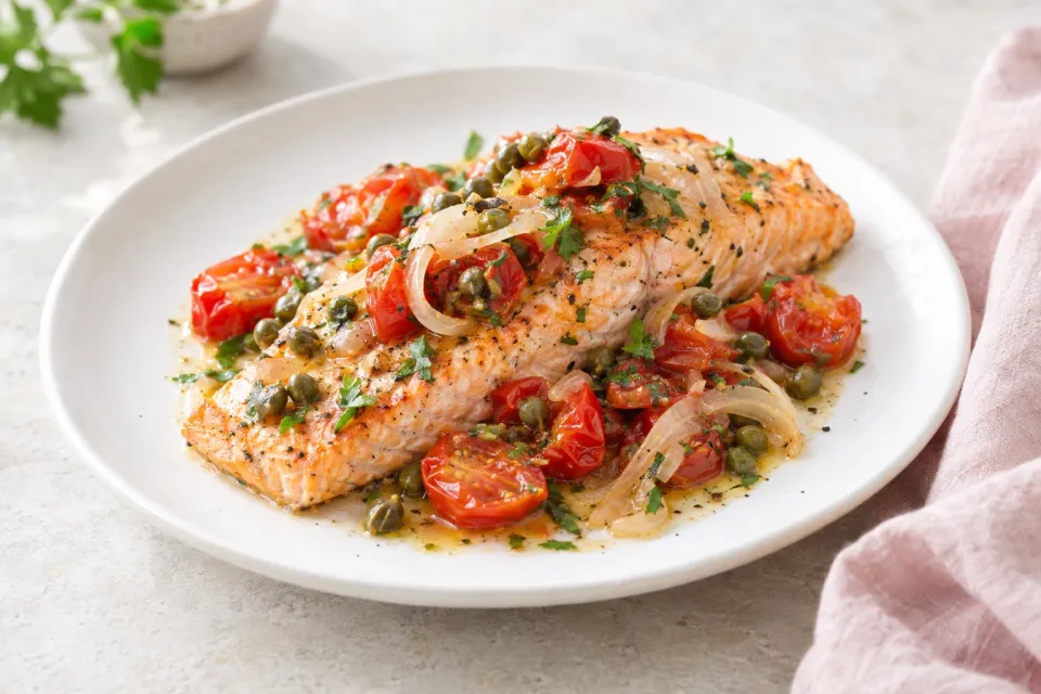 Salmon with Tomato, Onions, and Capers