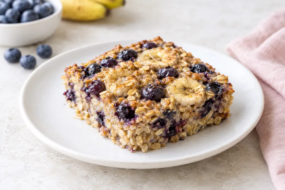 Blueberry Banana Baked Oatmeal
