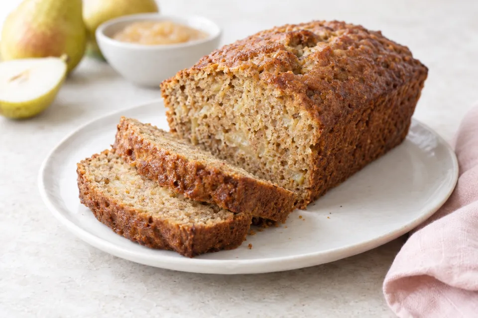 Pearsauce or Applesauce Bread