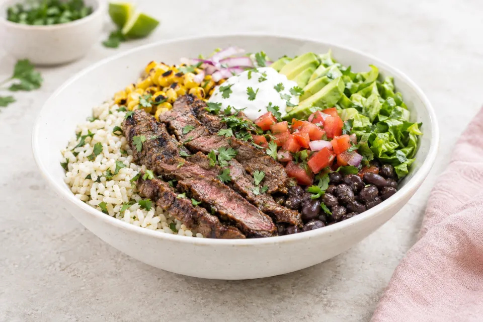Easy Grilled Steak Burrito Bowls