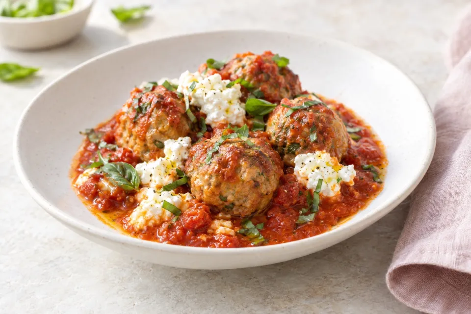 Sausage Meatballs with Ricotta in Tomato Sauce