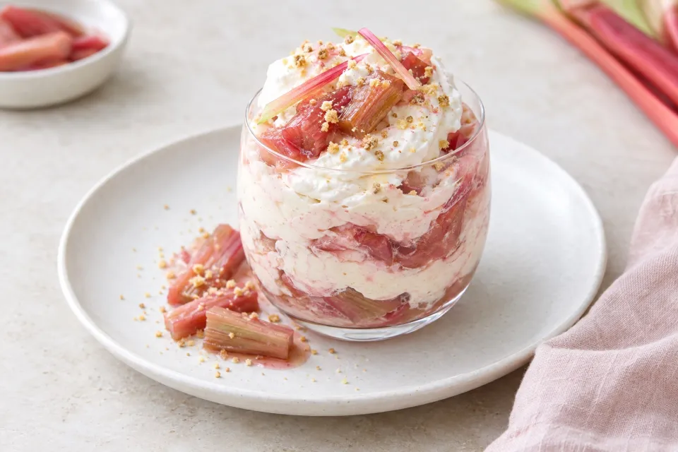 Rhubarb Fool