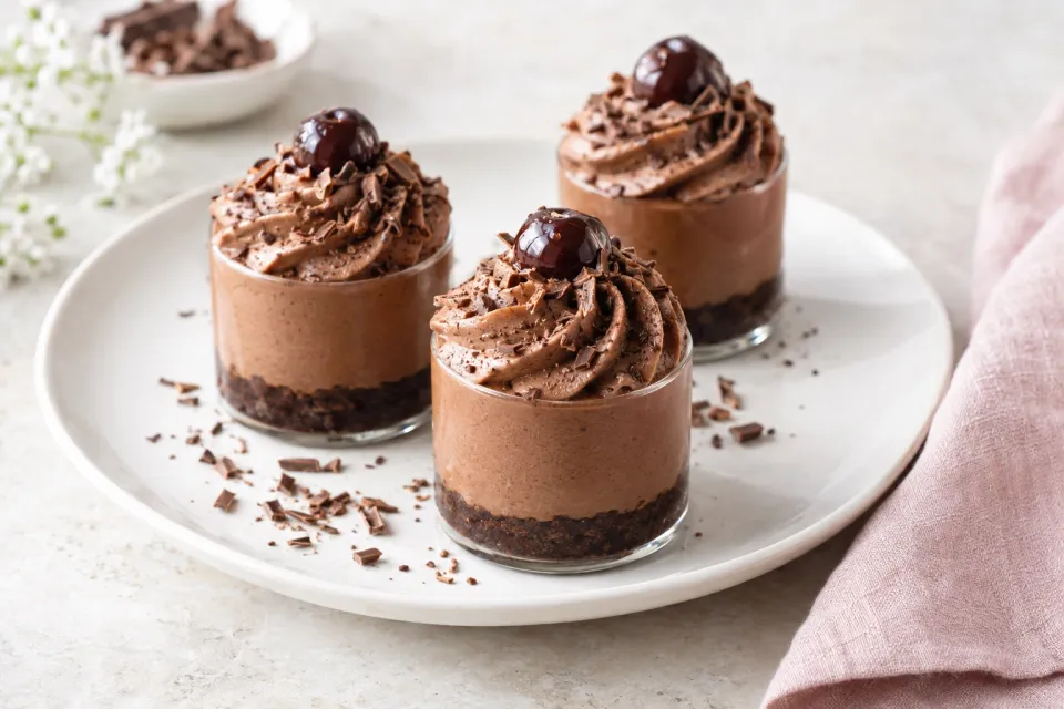 Mini Boozy Chocolate Cream Desserts