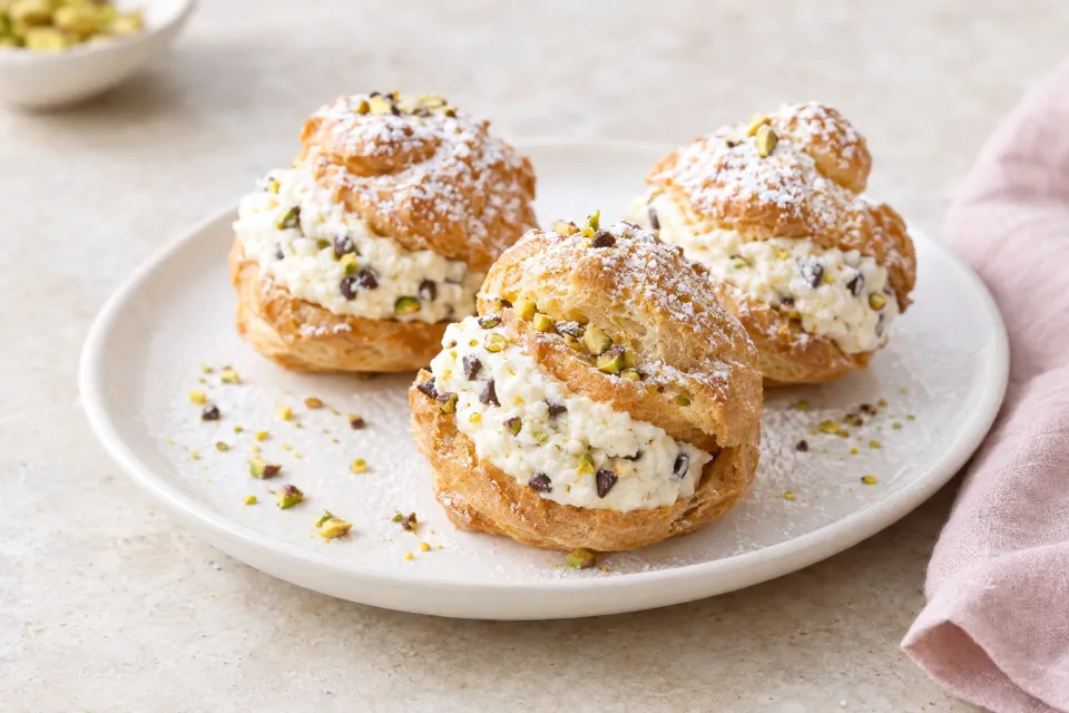 Cannoli Cream Puffs