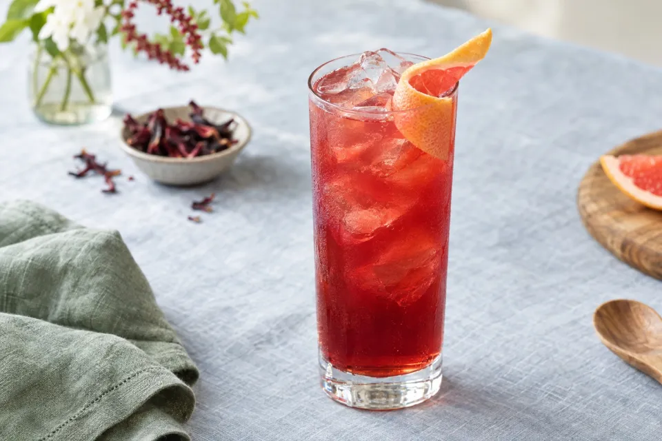 Hibiscus Grapefruit Negroni Mocktail