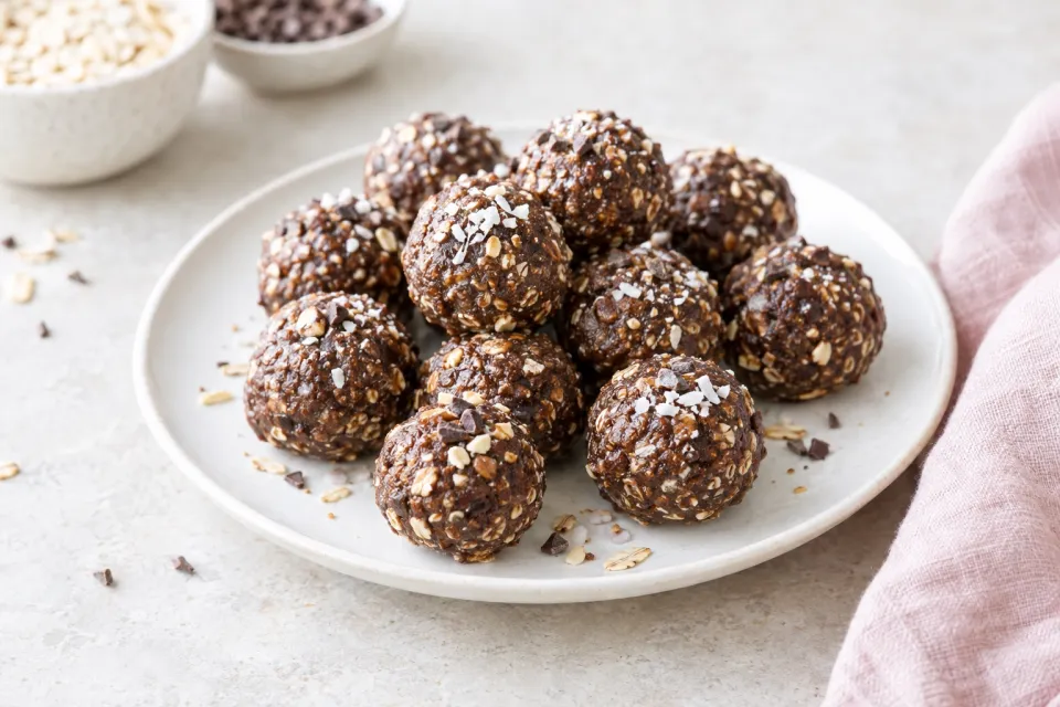 No-Bake Chocolate Energy Bites