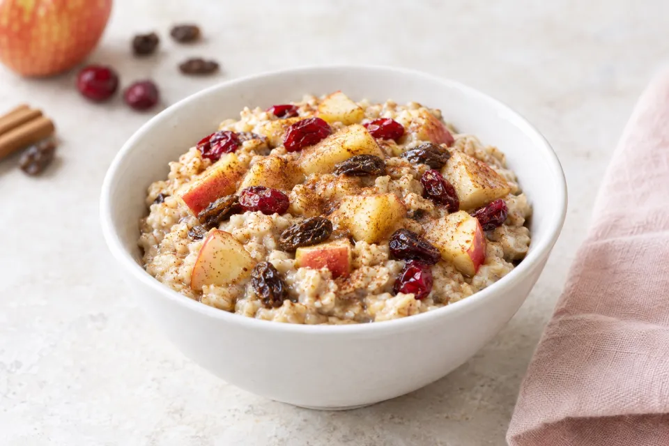 Fall Spiced Apple Cran-Raisin Oatmeal