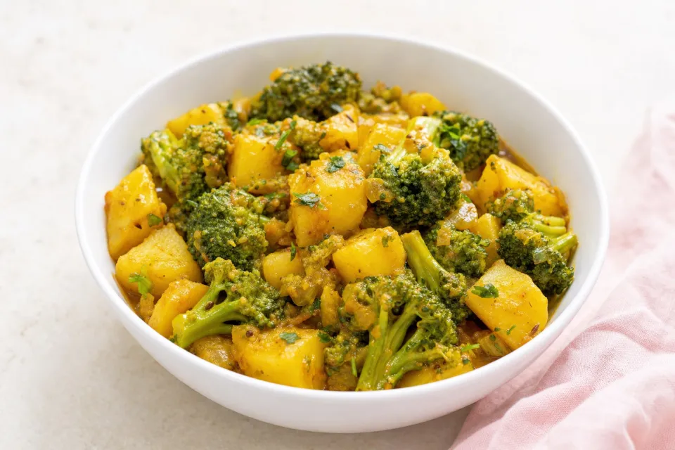 Potato and Broccoli Curry