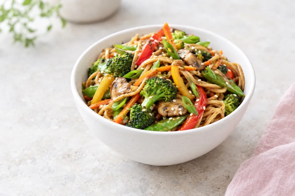 Vegetable Stir Fry with Noodles