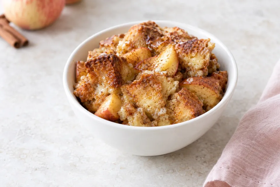 Apple Cinnamon Bread Pudding