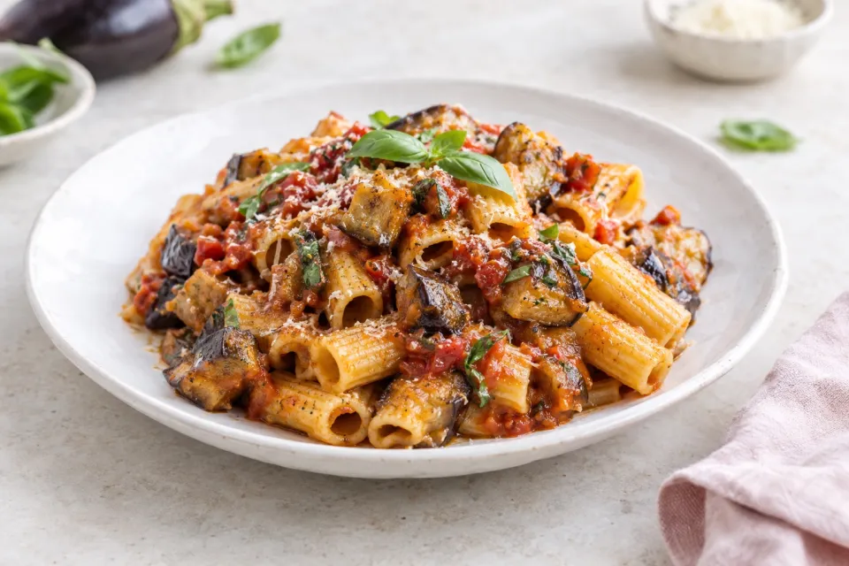 Pasta with Eggplant Sauce