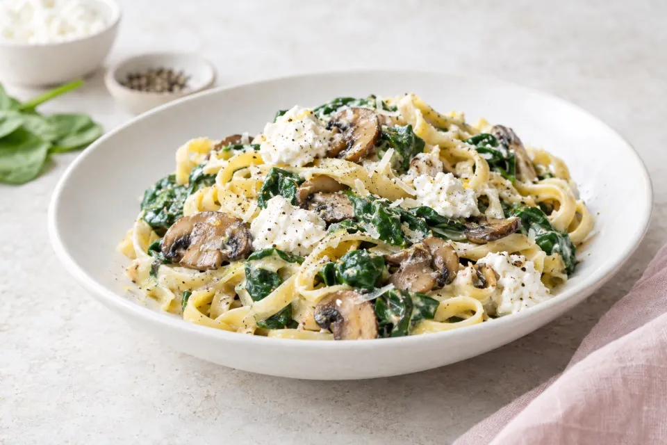 Mushroom and Spinach Pasta with Ricotta