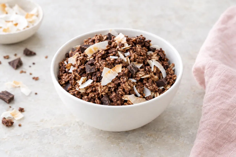 Choco-Coconut Granola