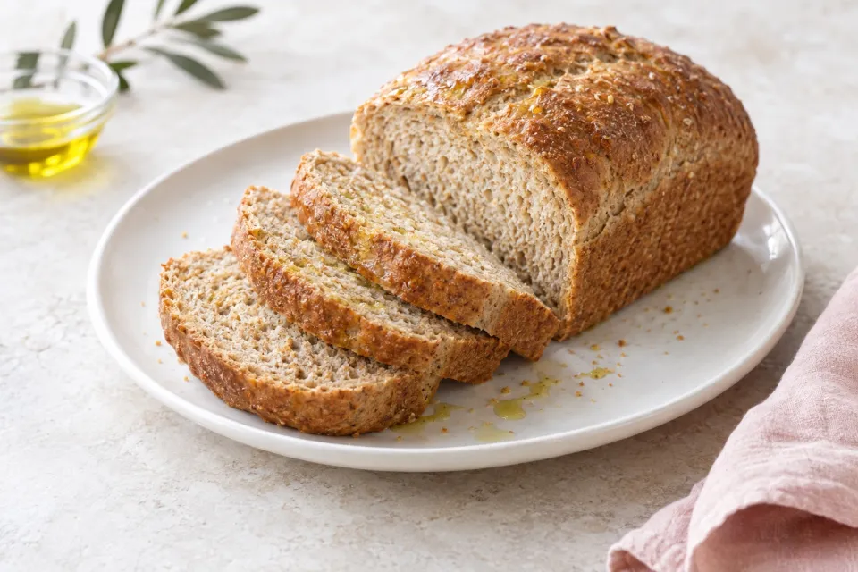 100% White Whole Wheat Bread with Olive Oil