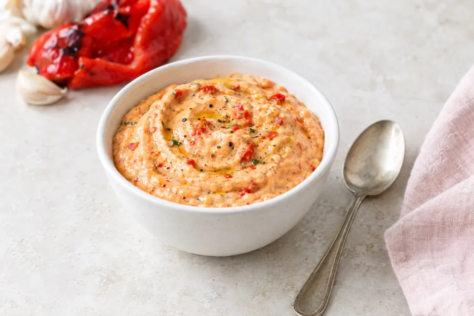 Roasted Red Pepper and Garlic Aioli Sauce