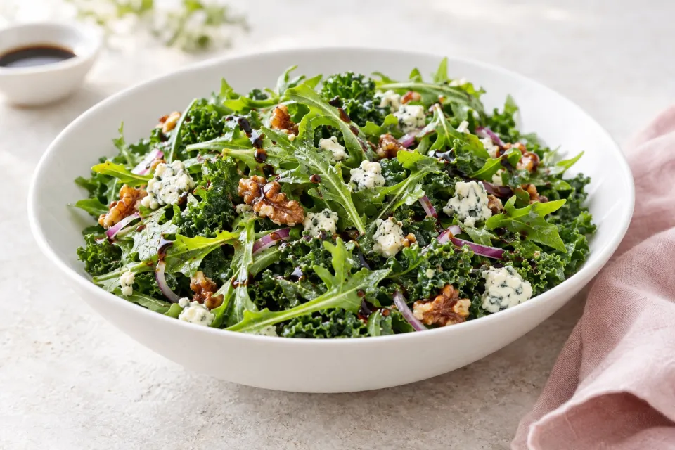 Arugula, Kale, and Gorgonzola Salad with Balsamic Vinegar