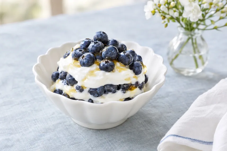 Low-Sugar Blueberry Yogurt Parfait