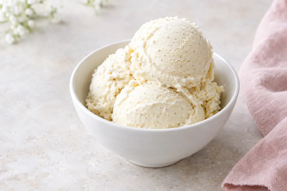 No-Churn Vanilla Ice Cream