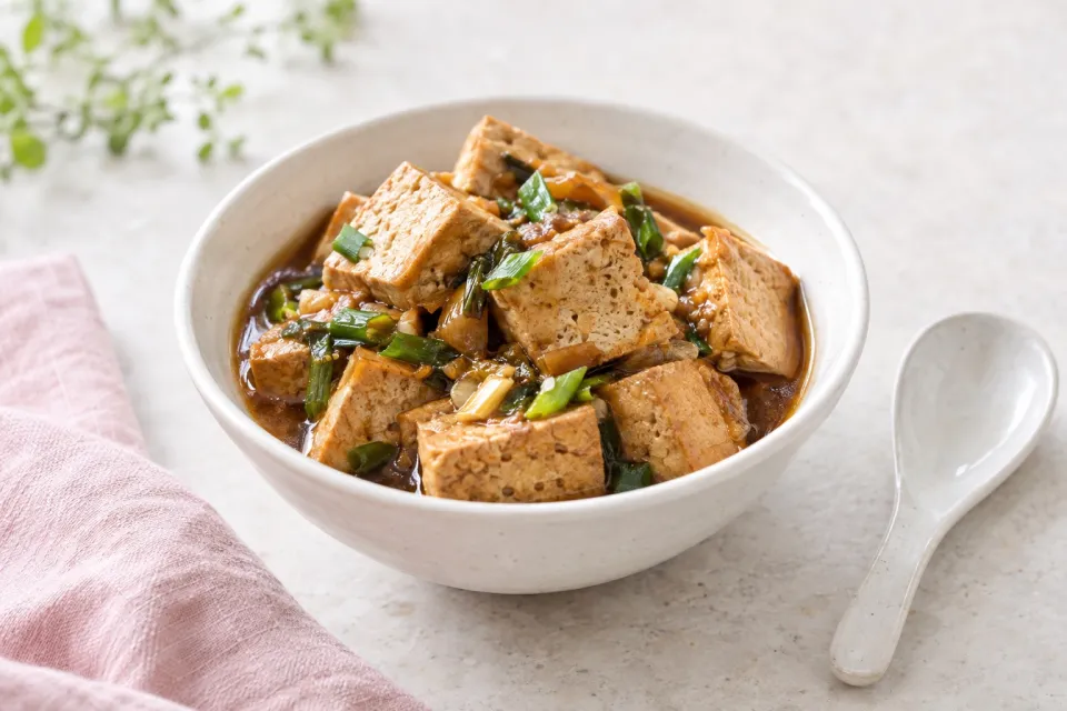 Frozen Tofu Braised in Soy Sauce