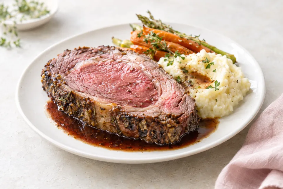 Perfect Prime Rib with Red Wine Jus