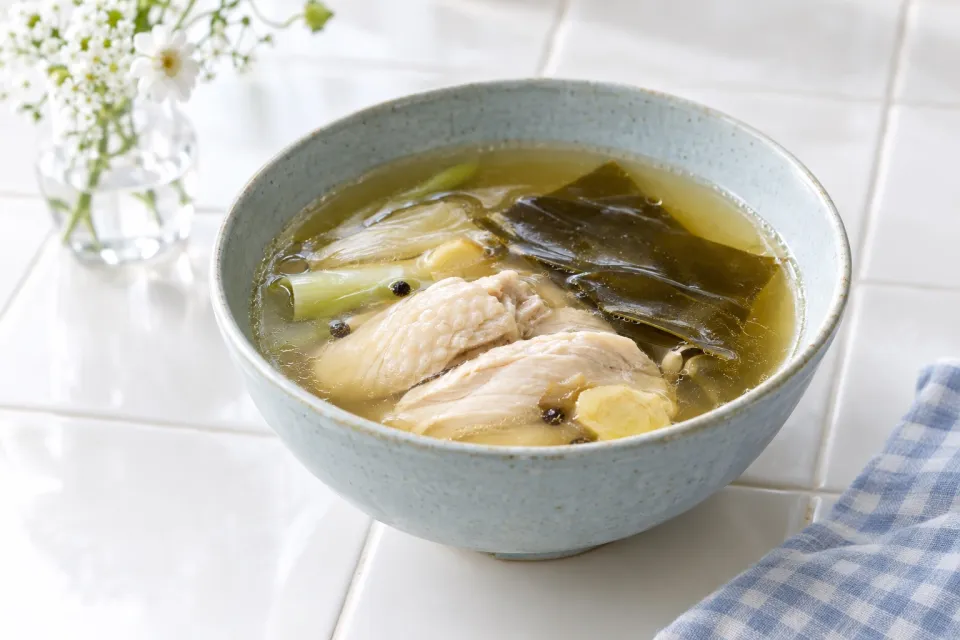 Stovetop Chicken Chintan Stock