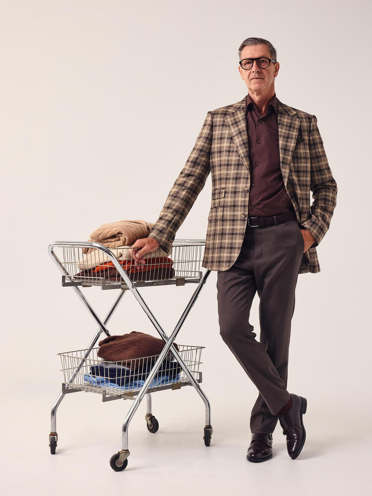 Reda Super 110’s Dark Brown Wool Trousers
