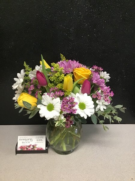 A 5 Star Customer Reviewed Flower Arrangement Designed by Expressions In Bloom in Corvallis, OR