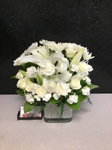 A 5 Star Customer Reviewed Flower Arrangement Designed by Expressions In Bloom in Corvallis, OR