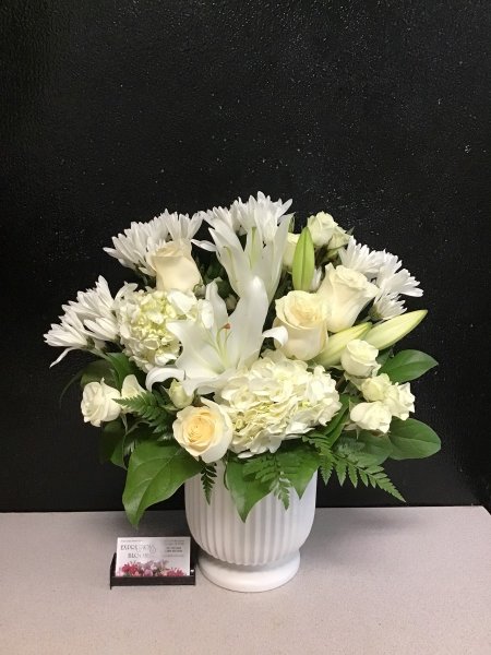 A 5 Star Customer Reviewed Flower Arrangement Designed by Expressions In Bloom in Corvallis, OR A 5 Star Customer Reviewed Flower Arrangement Designed by Expressions In Bloom in Corvallis, OR
