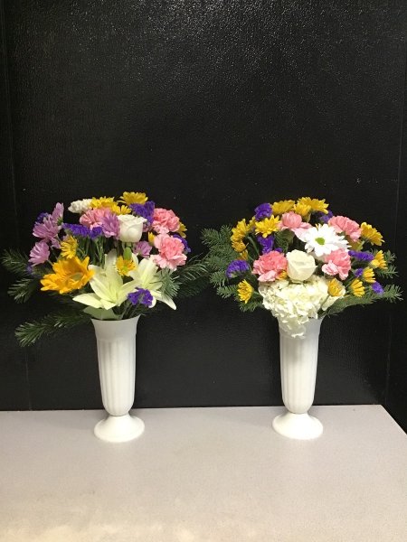A 5 Star Customer Reviewed Flower Arrangement Designed by Expressions In Bloom in Corvallis, OR