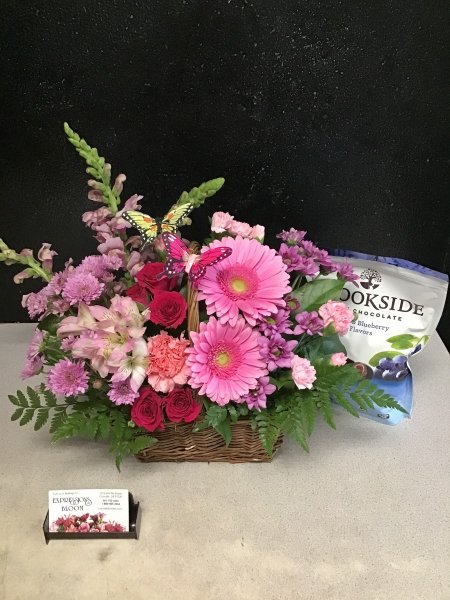 A 5 Star Customer Reviewed Flower Arrangement Designed by Expressions In Bloom in Corvallis, OR