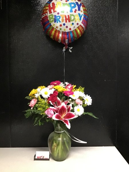 A 5 Star Customer Reviewed Flower Arrangement Designed by Expressions In Bloom in Corvallis, OR