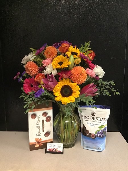 A 5 Star Customer Reviewed Flower Arrangement Designed by Expressions In Bloom in Corvallis, OR