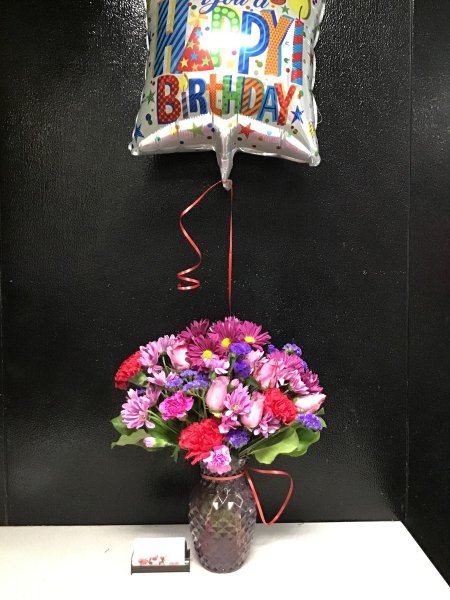 A 5 Star Customer Reviewed Flower Arrangement Designed by Expressions In Bloom in Corvallis, OR