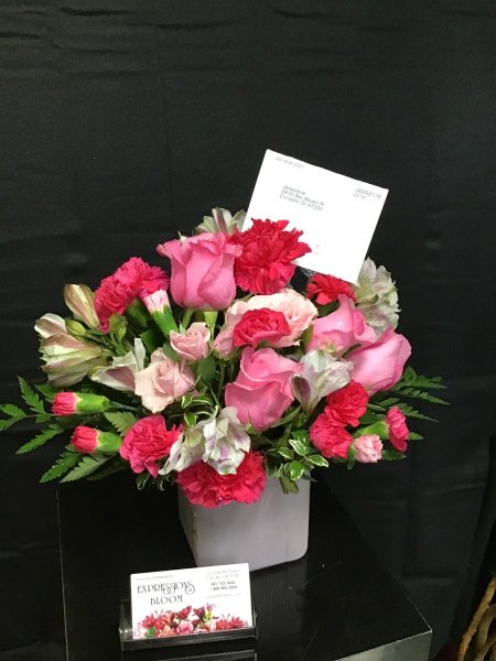 A 4 Star Customer Reviewed Flower Arrangement Designed by Expressions In Bloom in Corvallis, OR