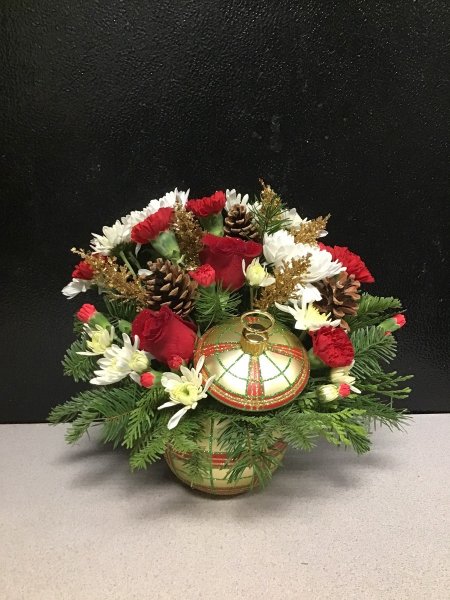 A 5 Star Customer Reviewed Flower Arrangement Designed by Expressions In Bloom in Corvallis, OR