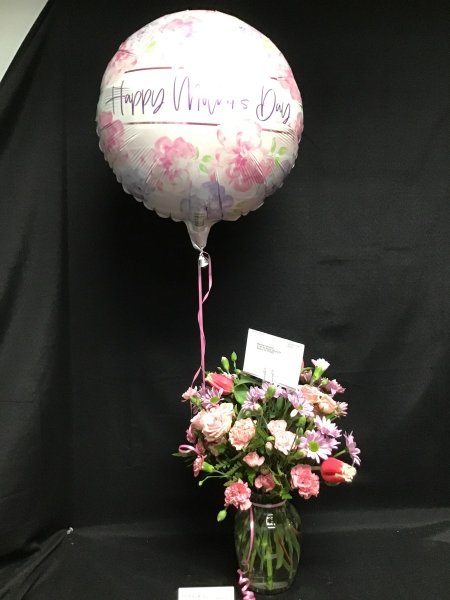 A 5 Star Customer Reviewed Flower Arrangement Designed by Expressions In Bloom in Corvallis, OR