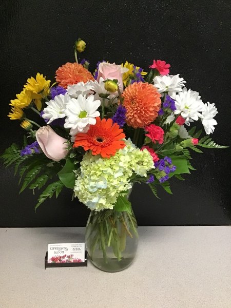 A 5 Star Customer Reviewed Flower Arrangement Designed by Expressions In Bloom in Corvallis, OR