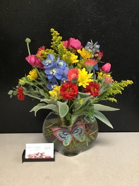 A 5 Star Customer Reviewed Flower Arrangement Designed by Expressions In Bloom in Corvallis, OR