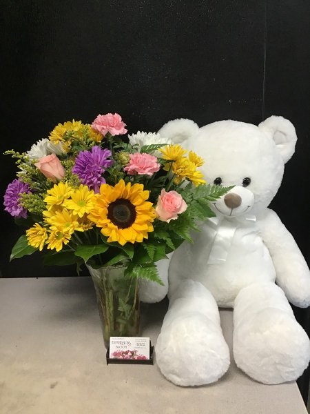 A 5 Star Customer Reviewed Flower Arrangement Designed by Expressions In Bloom in Corvallis, OR