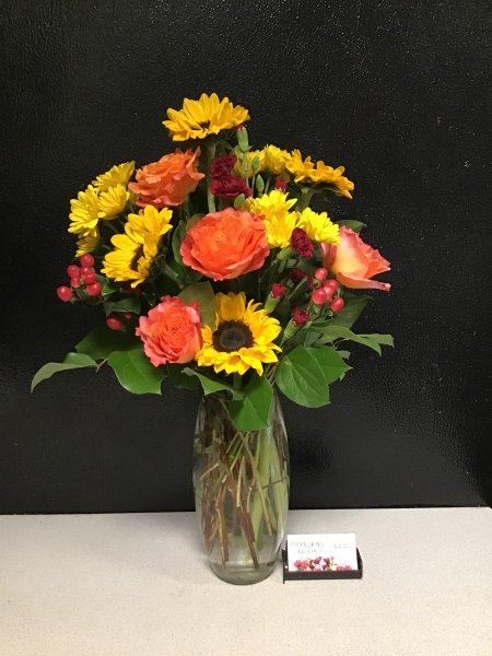 A 2 Star Customer Reviewed Flower Arrangement Designed by Expressions In Bloom in Corvallis, OR