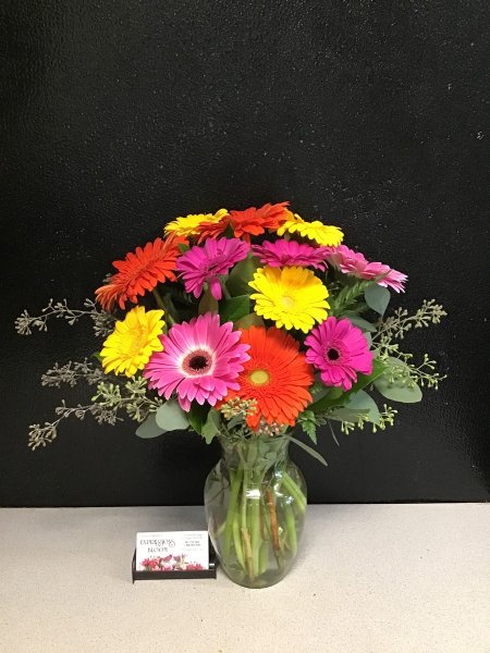 A 5 Star Customer Reviewed Flower Arrangement Designed by Expressions In Bloom in Corvallis, OR