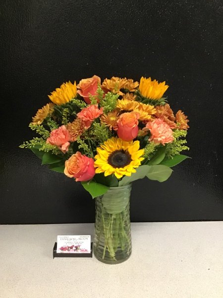 A 5 Star Customer Reviewed Flower Arrangement Designed by Expressions In Bloom in Corvallis, OR A 5 Star Customer Reviewed Flower Arrangement Designed by Expressions In Bloom in Corvallis, OR