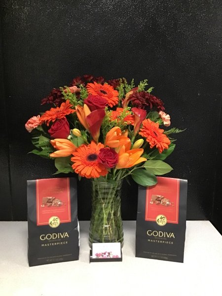 A 5 Star Customer Reviewed Flower Arrangement Designed by Expressions In Bloom in Corvallis, OR A 5 Star Customer Reviewed Flower Arrangement Designed by Expressions In Bloom in Corvallis, OR