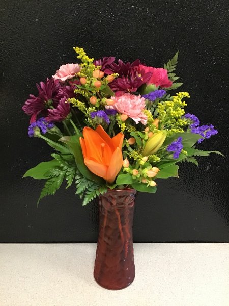 A 4 Star Customer Reviewed Flower Arrangement Designed by Expressions In Bloom in Corvallis, OR
