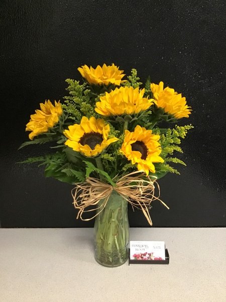 A 5 Star Customer Reviewed Flower Arrangement Designed by Expressions In Bloom in Corvallis, OR