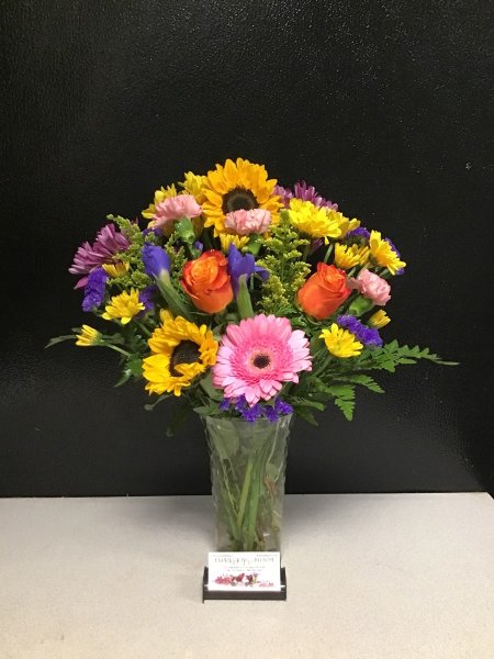 A 5 Star Customer Reviewed Flower Arrangement Designed by Expressions In Bloom in Corvallis, OR