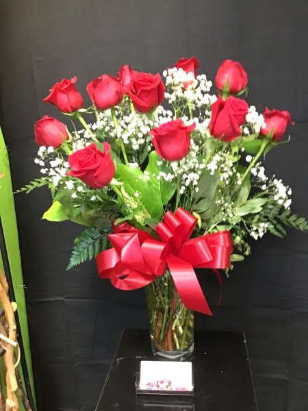 A 5 Star Customer Reviewed Flower Arrangement Designed by Expressions In Bloom in Corvallis, OR