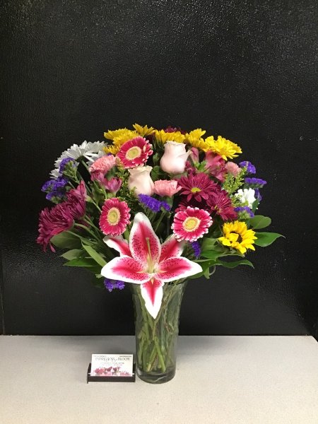 A 5 Star Customer Reviewed Flower Arrangement Designed by Expressions In Bloom in Corvallis, OR A 5 Star Customer Reviewed Flower Arrangement Designed by Expressions In Bloom in Corvallis, OR